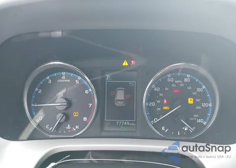 2017 Toyota Rav4 Limited z USA, uszkodzony, nr VIN 2T3YFREV3HW370831